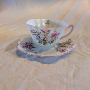 2/30$ Fine Bone China Floral Teacup and Saucer Set - Pink Floral